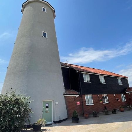 이스트데어햄 Yaxham Mill B&B 외부 사진